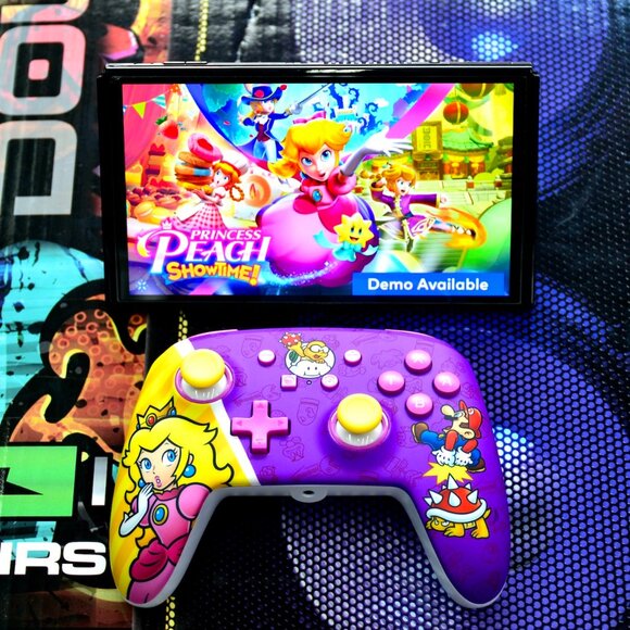 Wired Controller for Nintendo Switch - Princess Peach Battle - Picture 2 of 2